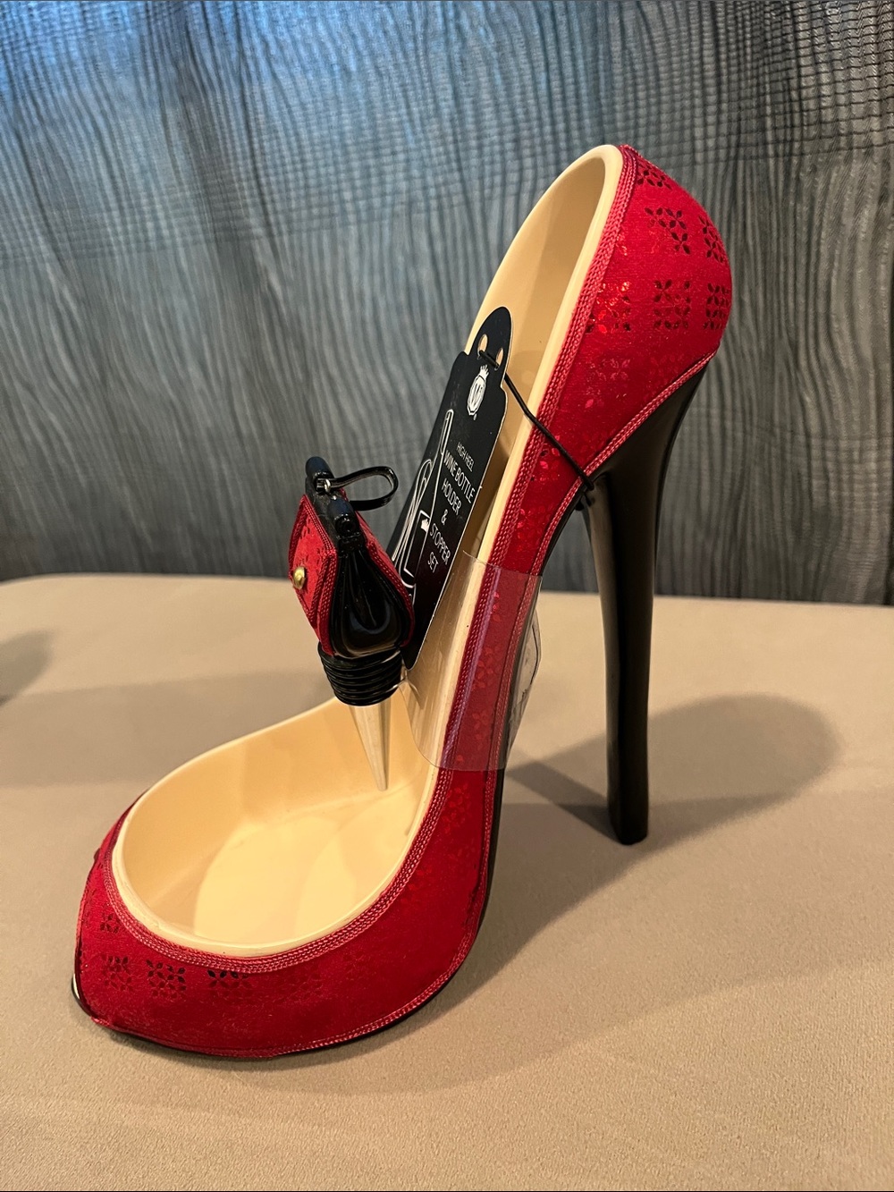 Wild Eye Designs High Heel Wine Bottle Holder & Stopper Set - Wine not included